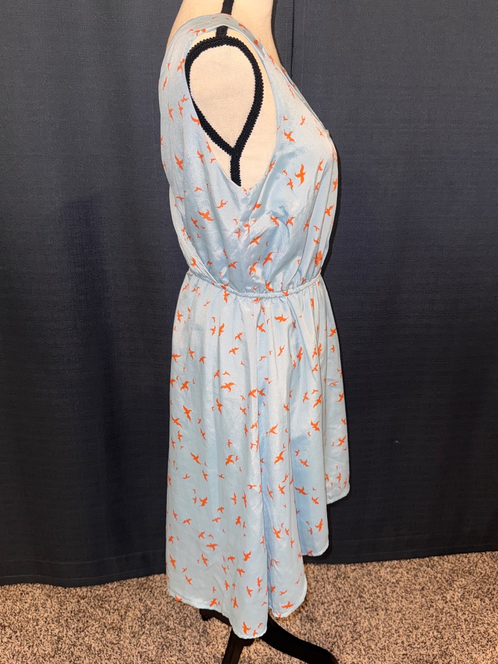 Olive & Oak Light Blue Sleeveless V-Neck Mini Dress with Orange Bird Print - Picture 3 of 10